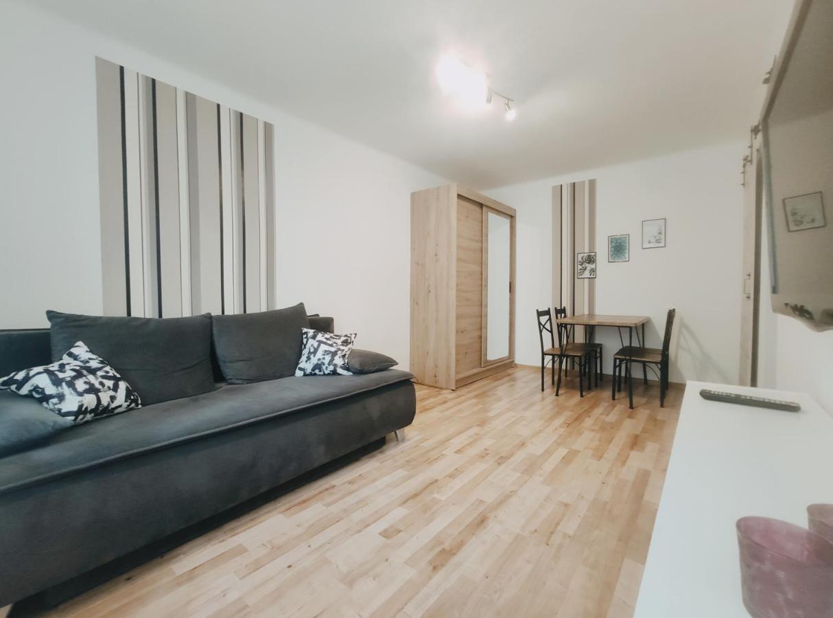 Pielegniarek 5 By Homeprime Cracovia Esterno foto